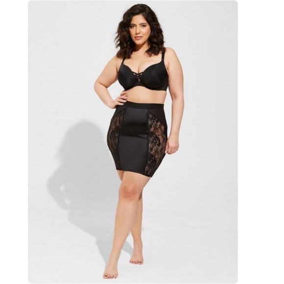 TORRID NWT Satin And Lace Retro Slip Skirt - Picture 3 of 6